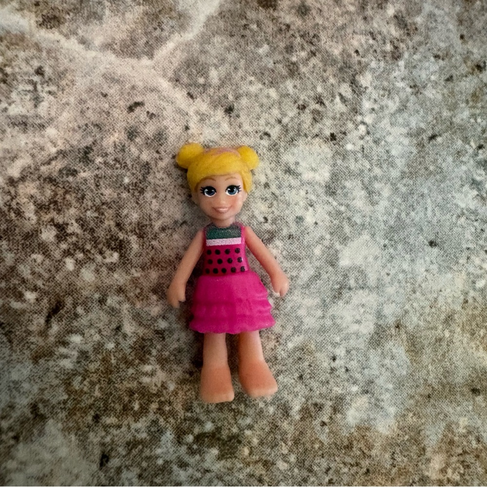 Polly Pocket Unicorn Party Play Set Shell One Doll As Is Travel Toy Summer - Picture 4 of 6